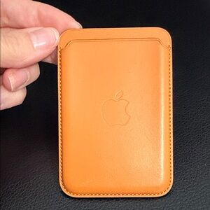Apple MagSafe Wallet in Vibrant Orange